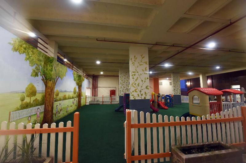 Orange Suites Hotel Манама Екстериор снимка