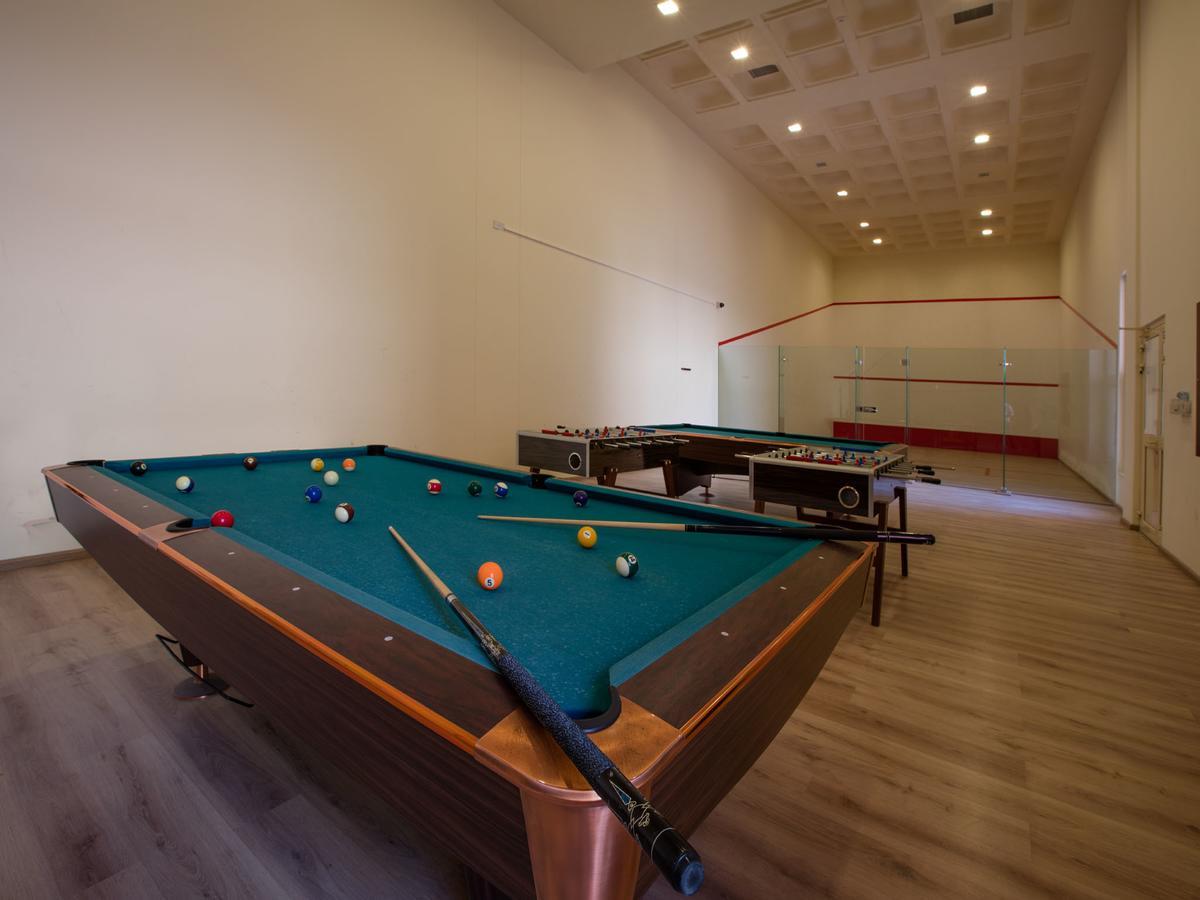 Orange Suites Hotel Манама Екстериор снимка