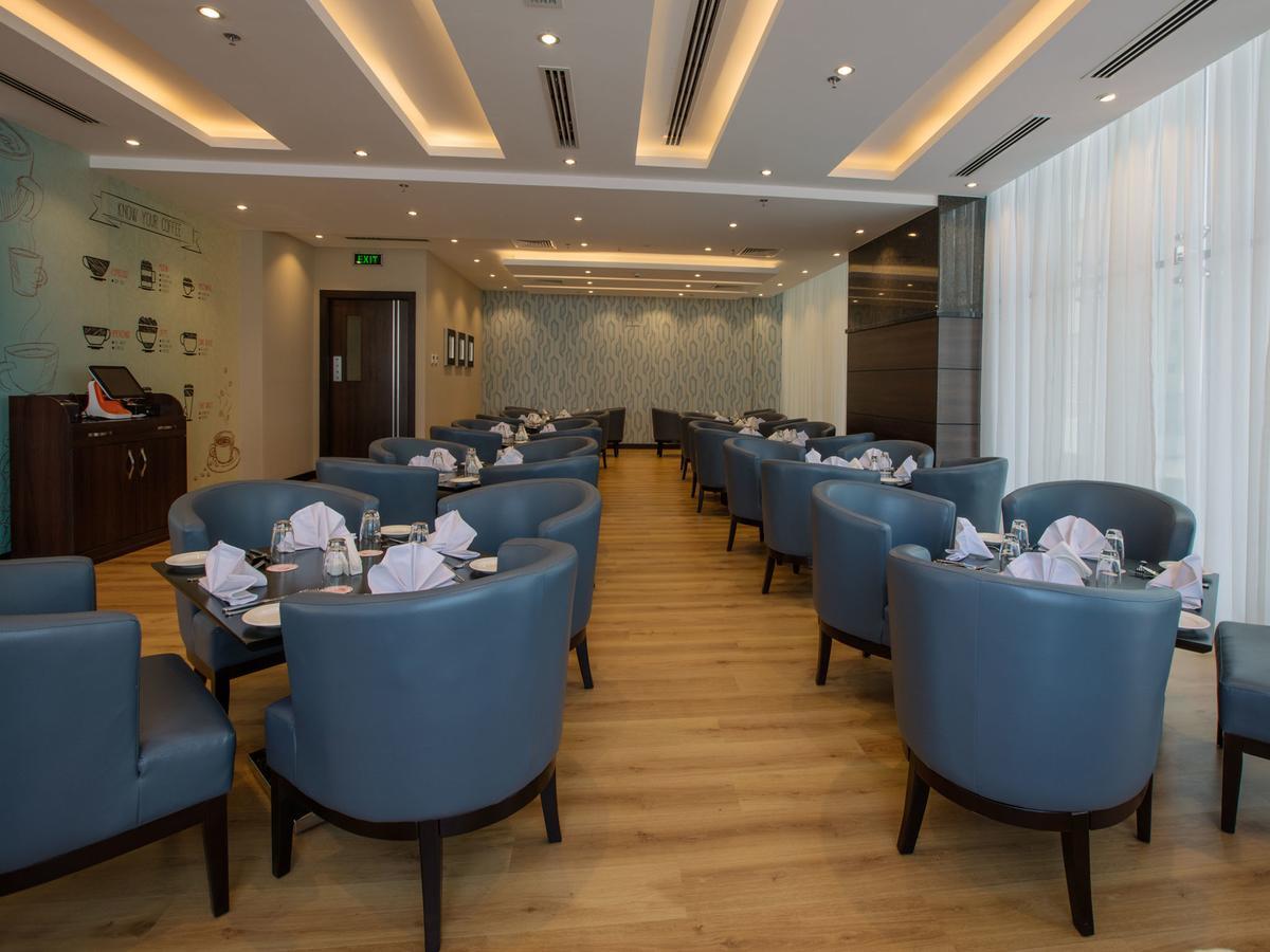 Orange Suites Hotel Манама Екстериор снимка