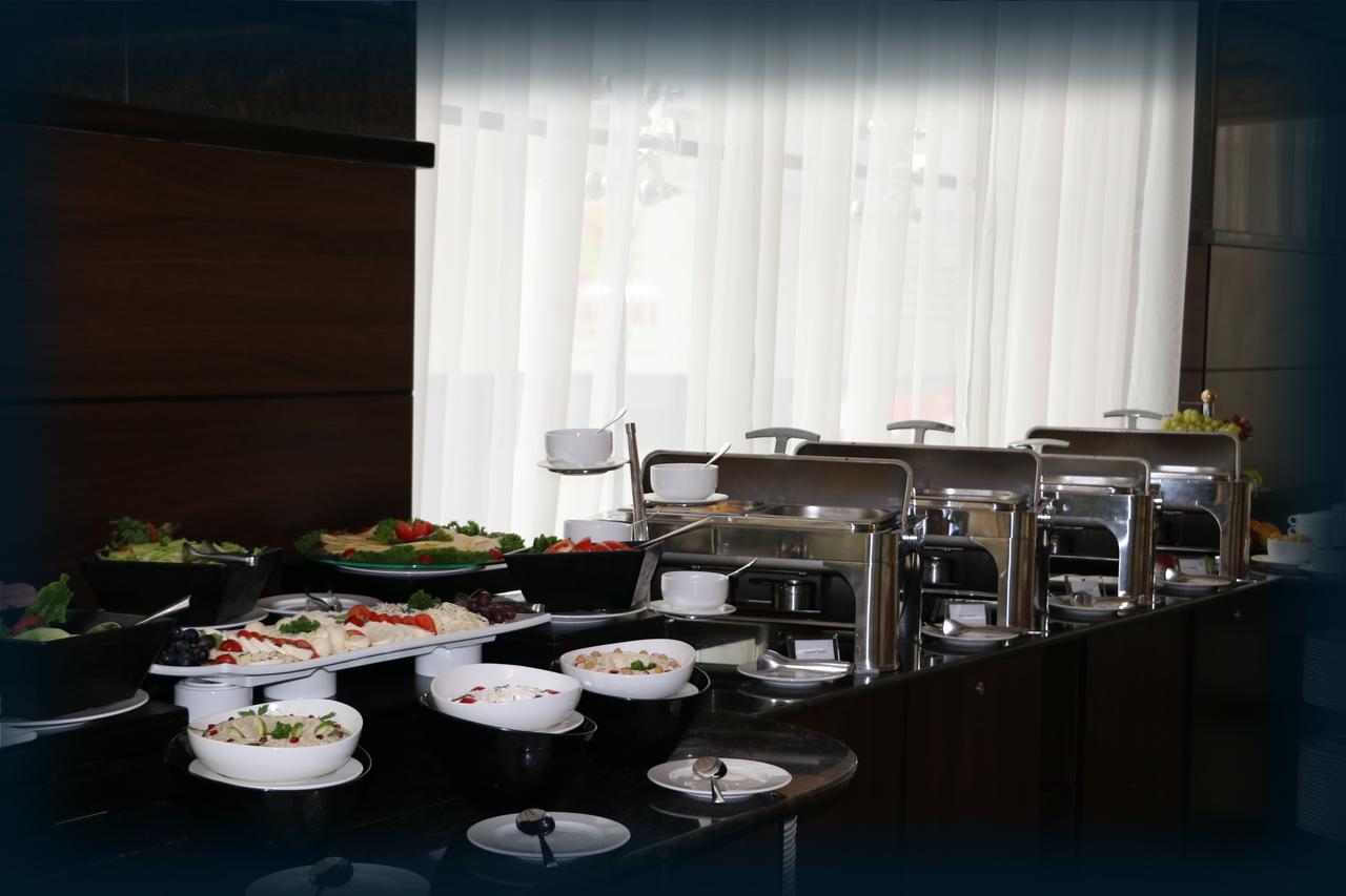 Orange Suites Hotel Манама Екстериор снимка