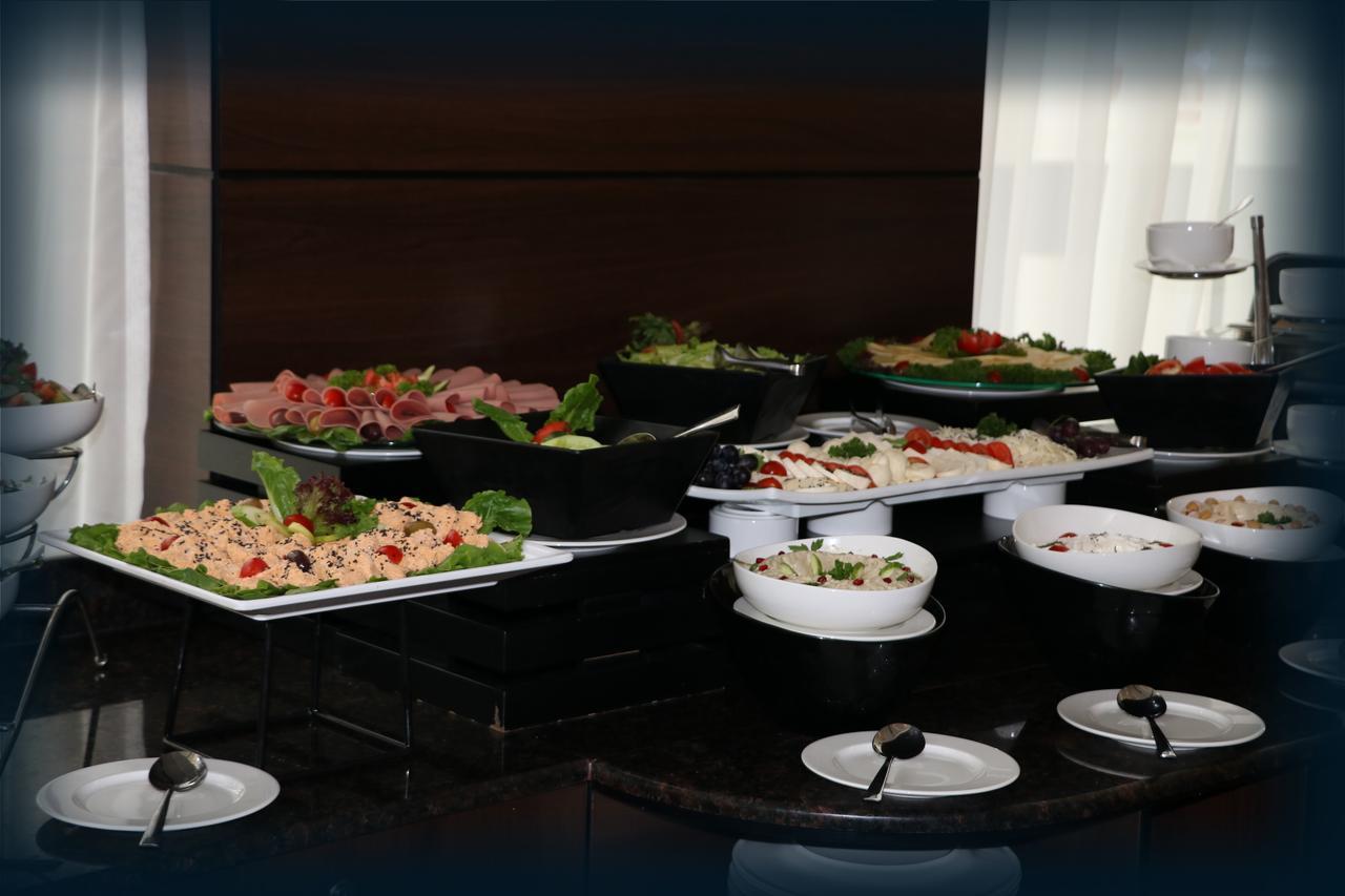 Orange Suites Hotel Манама Екстериор снимка